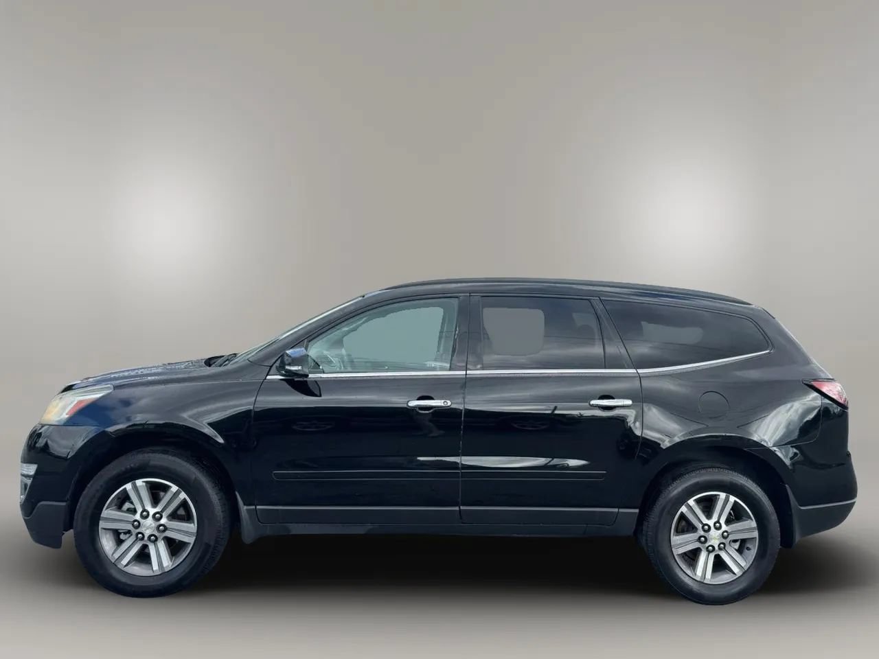 Used 2017 Chevrolet Traverse LT FWD image 5