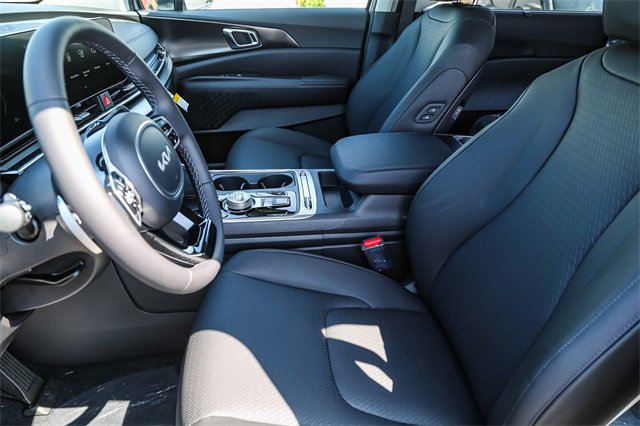 New 2026 Kia Carnival SX Prestige image 8