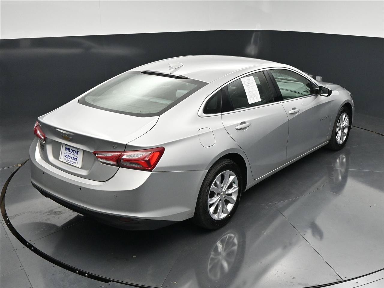 Used 2020 Chevrolet Malibu LT FWD image 24