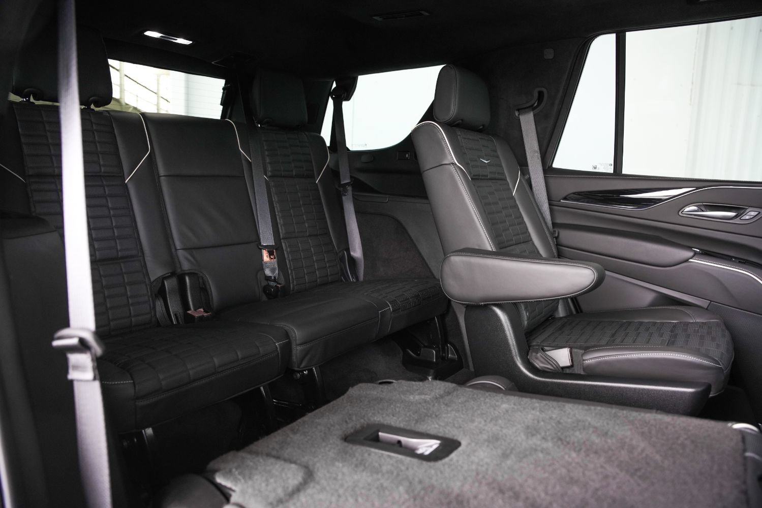 Used 2023 Cadillac Escalade V AWD/4WD image 44