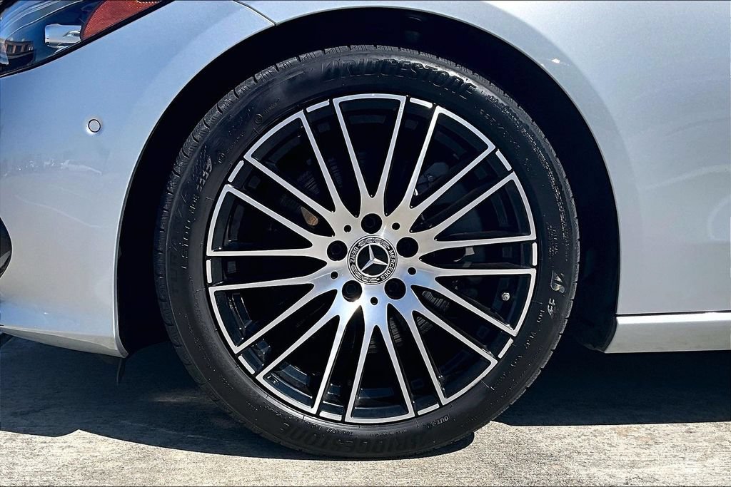 Used 2022 Mercedes-Benz C 300 4MATIC Sedan image 11