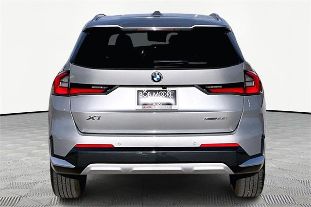 Used 2025 BMW X1 xDrive28i image 4