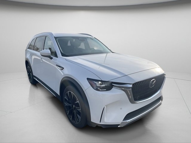 Used 2024 MAZDA CX-90 Plug-In Hybrid w/ Premium Pkg image 5