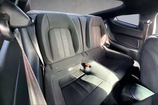 Used 2018 Ford Mustang EcoBoost image 22