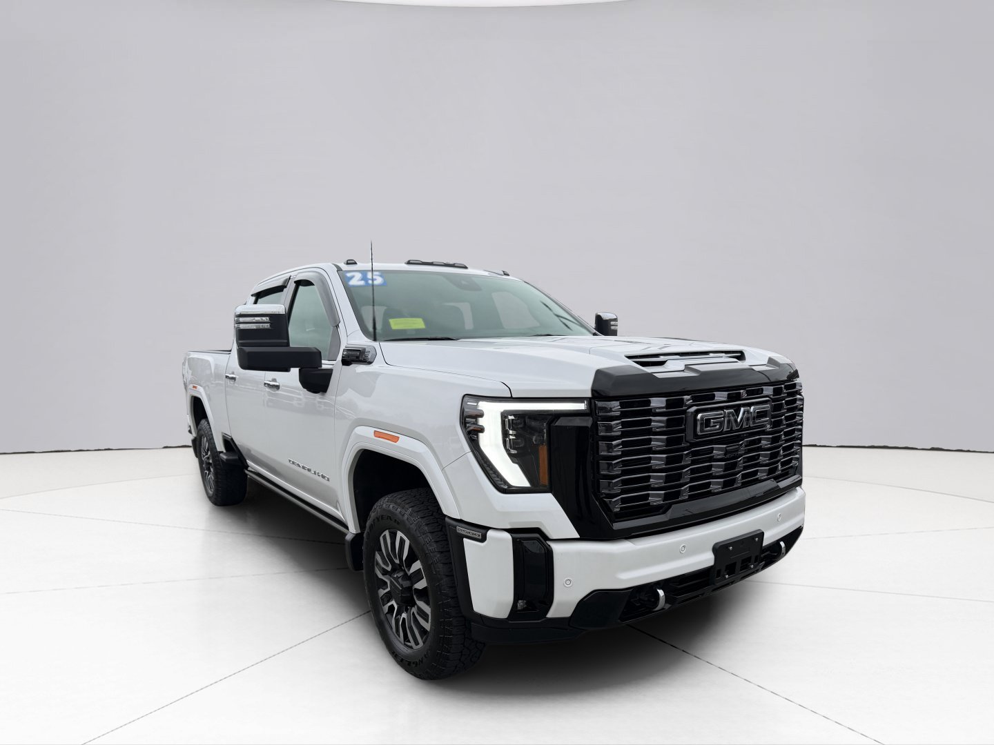 Used 2025 GMC Sierra 2500 Denali Ultimate AWD/4WD image 12