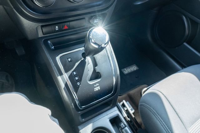 Used 2014 Jeep Compass Sport image 22