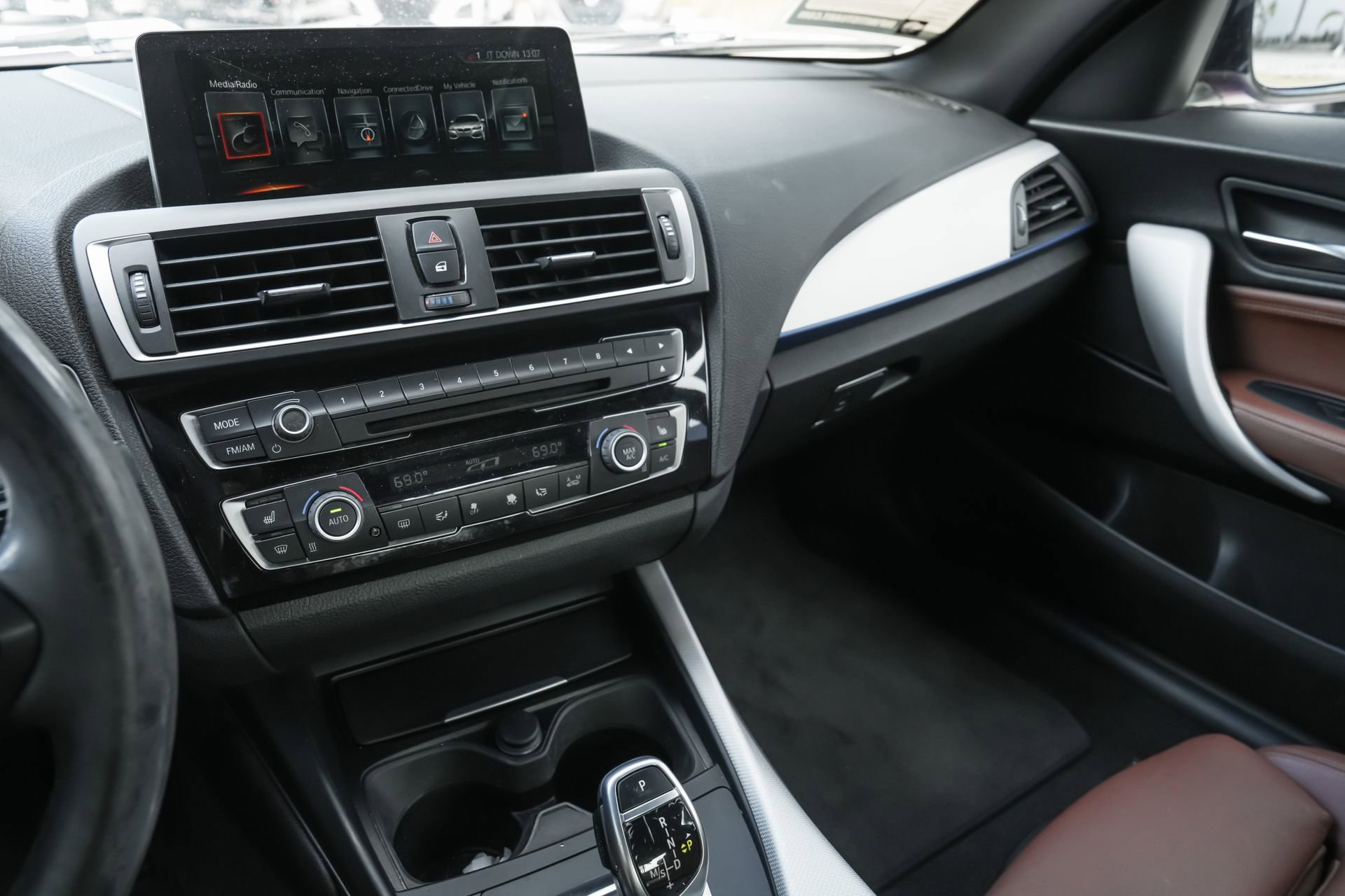 Used 2017 BMW 230i Coupe image 11