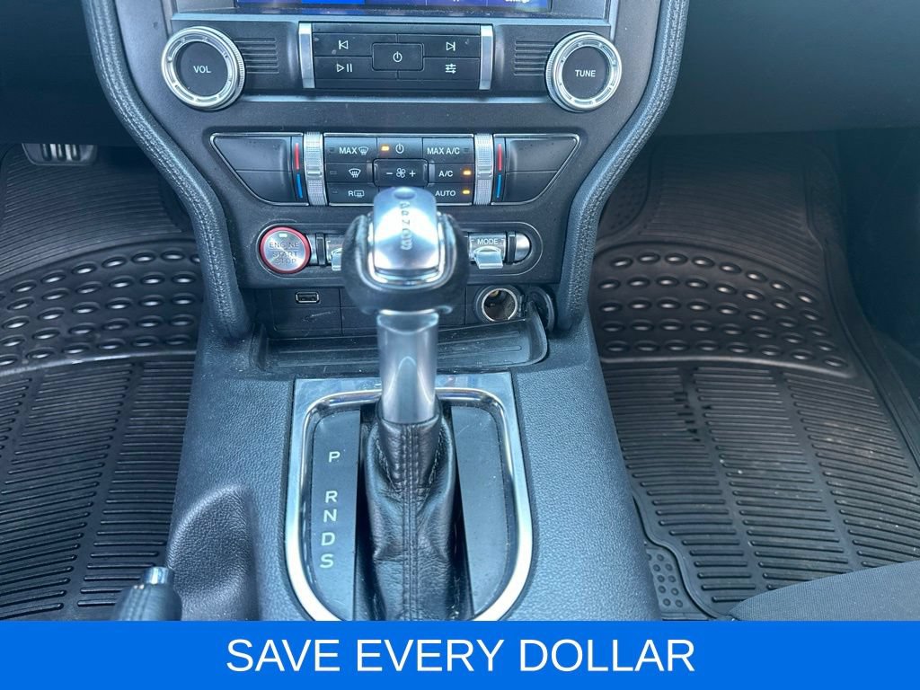 Used 2022 Ford Mustang GT w/ Equipment Group 301A RWD image 15