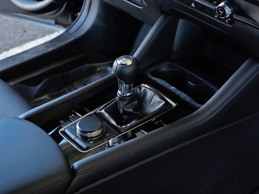 New 2026 MAZDA MAZDA3 2.5 S Hatchback w/ Premium Pkg FWD image 18