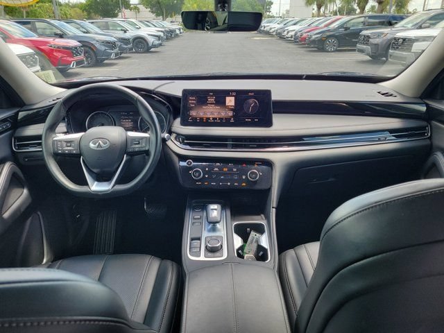 Used 2025 INFINITI QX60 Pure AWD/4WD image 2