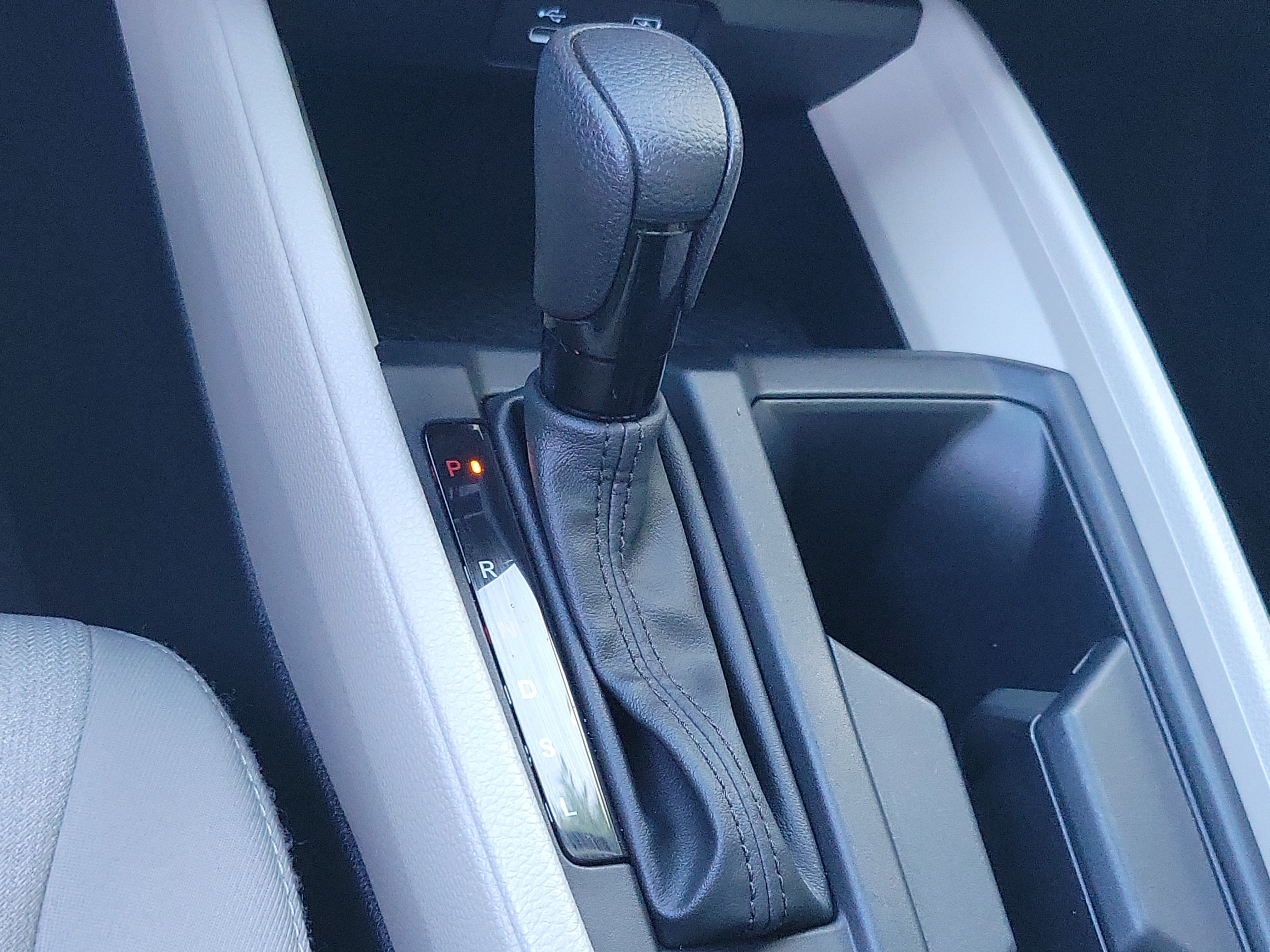Certified 2024 Honda Accord EX image 27