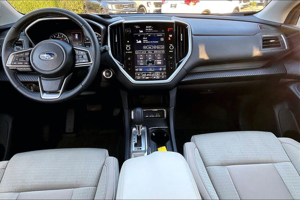 Used 2024 Subaru Ascent Premium w/ Convenience Package image 11