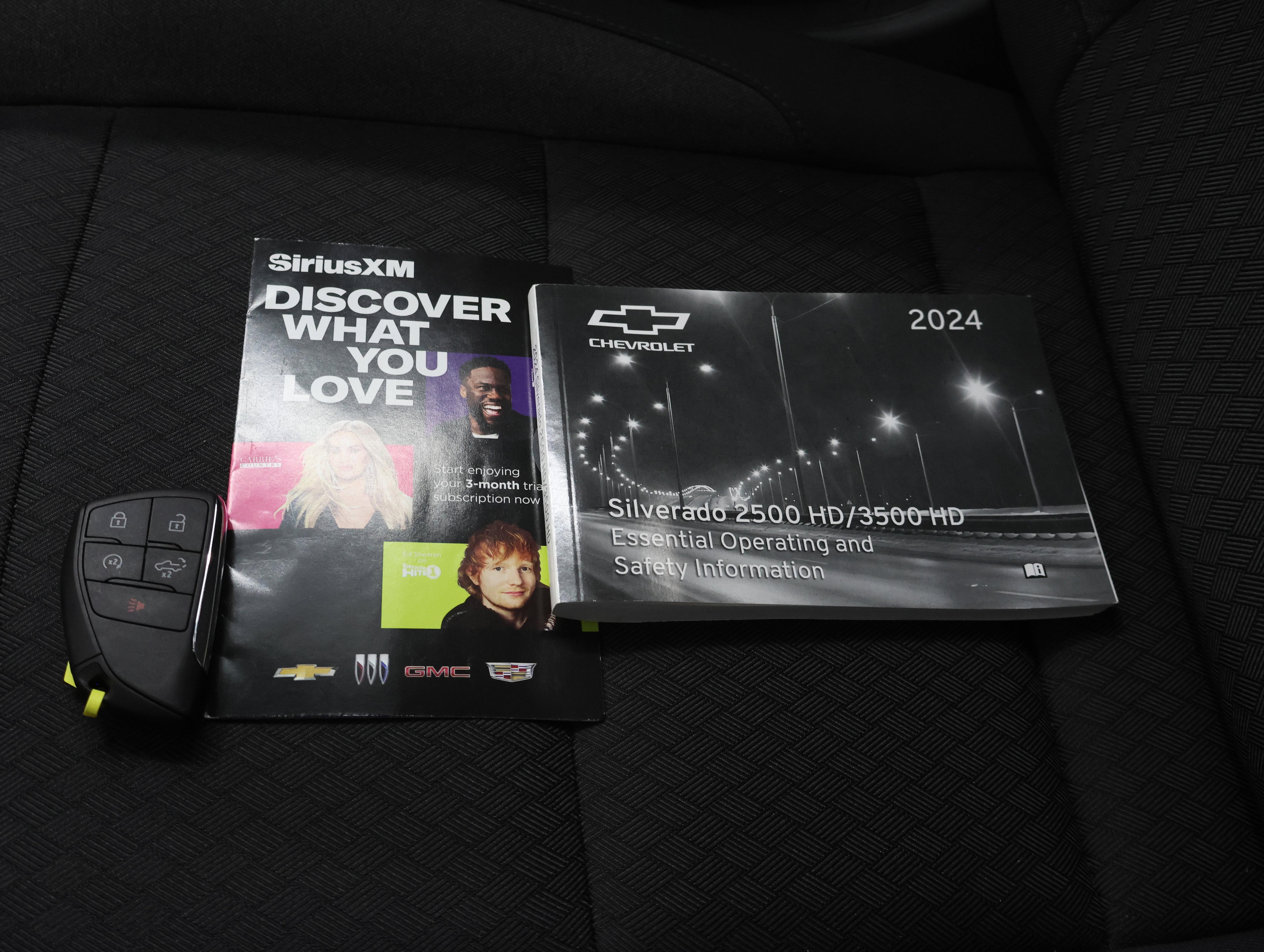 Used 2024 Chevrolet Silverado 2500 LT w/ Midnight Edition image 65