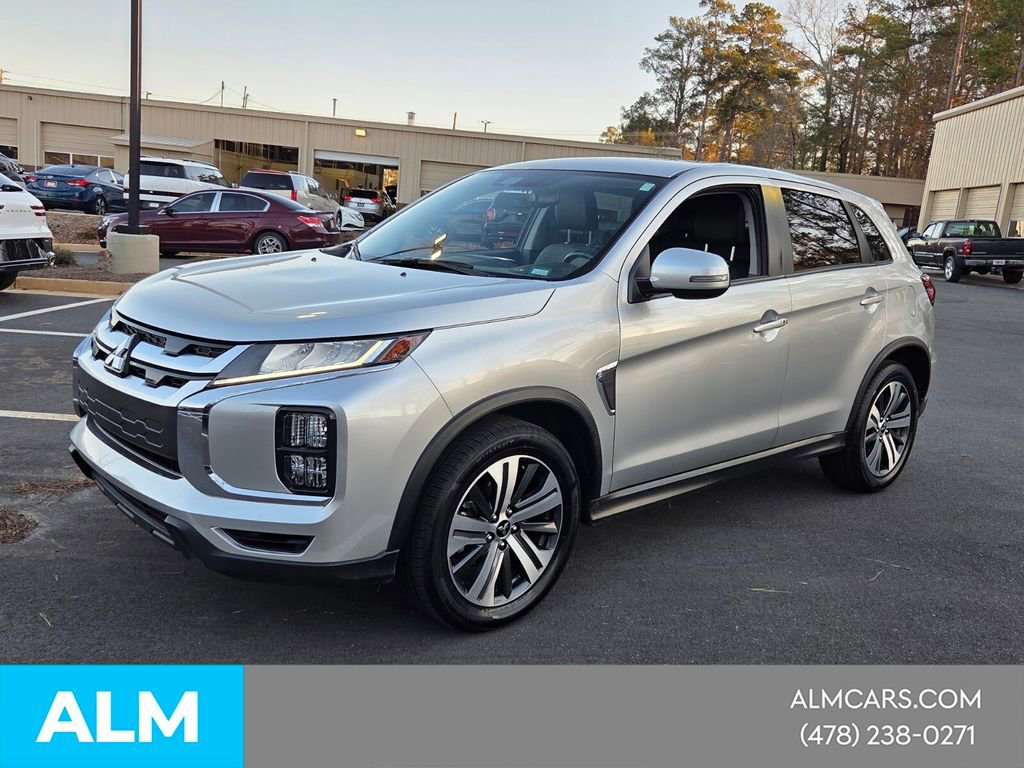 Used 2024 Mitsubishi Outlander Sport SE image 1