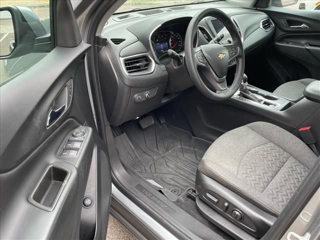 Used 2023 Chevrolet Equinox LT FWD image 7