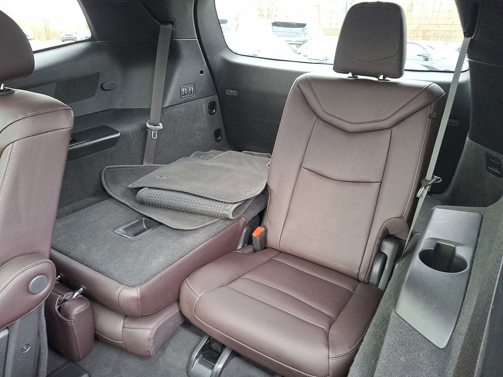 Used 2022 Cadillac XT6 Premium Luxury w/ Technology Package image 11