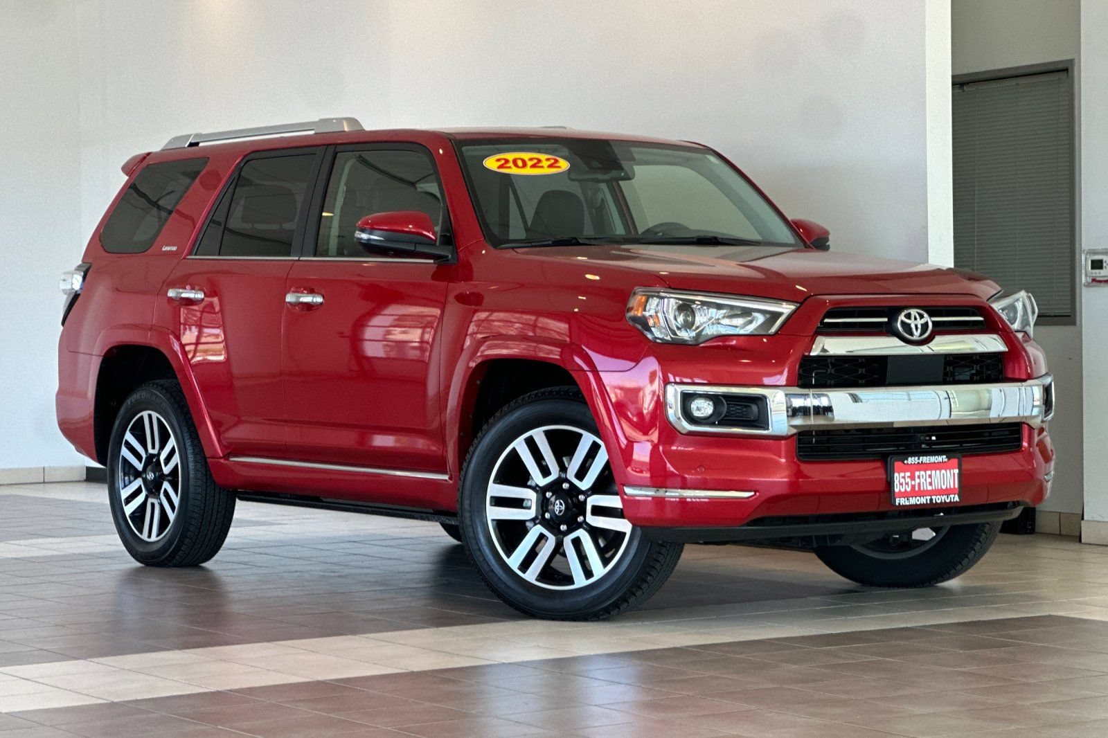 Certified 2022 Toyota 4Runner Limited AWD/4WD image 2
