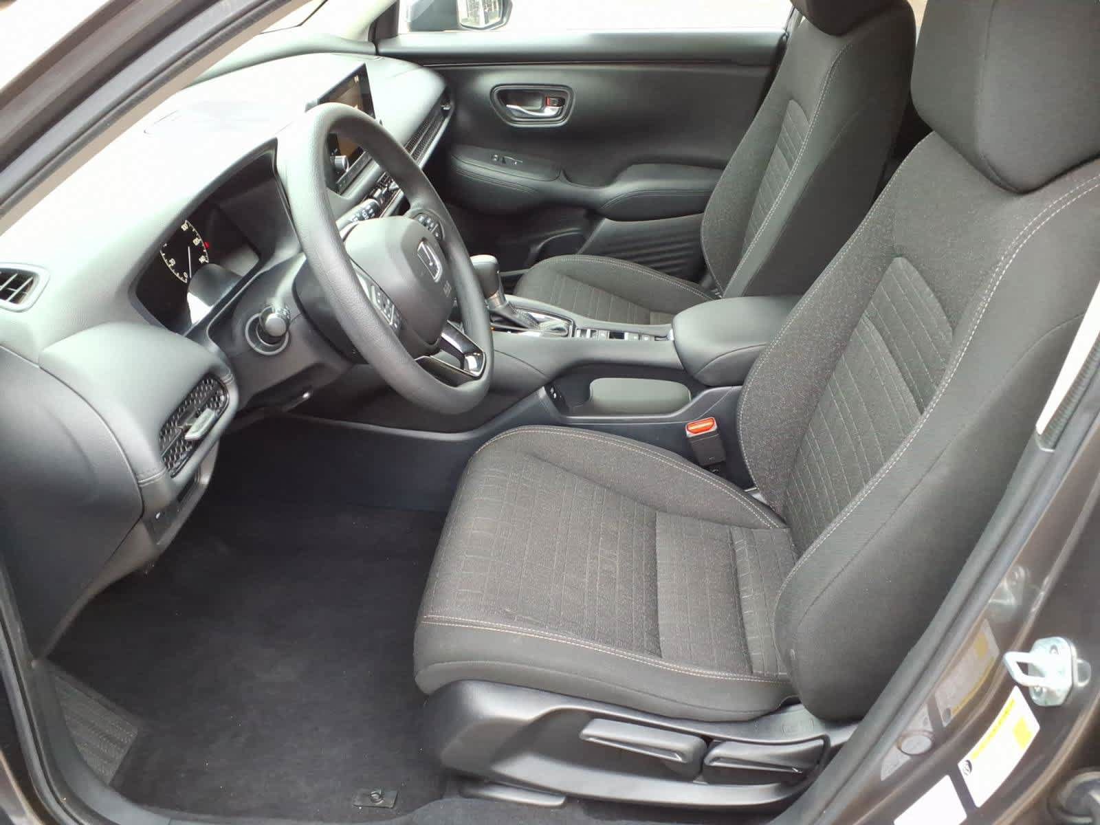 Used 2024 Honda HR-V LX image 14
