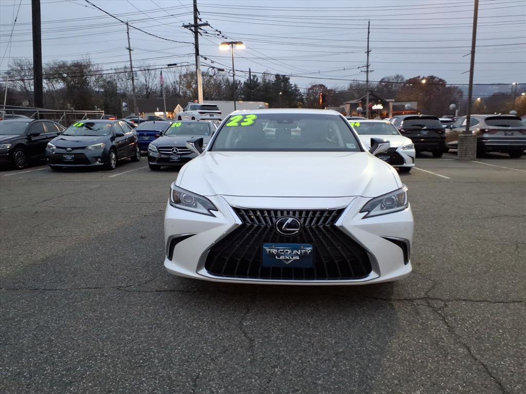 Certified 2023 Lexus ES 350 w/ Premium Package image 2