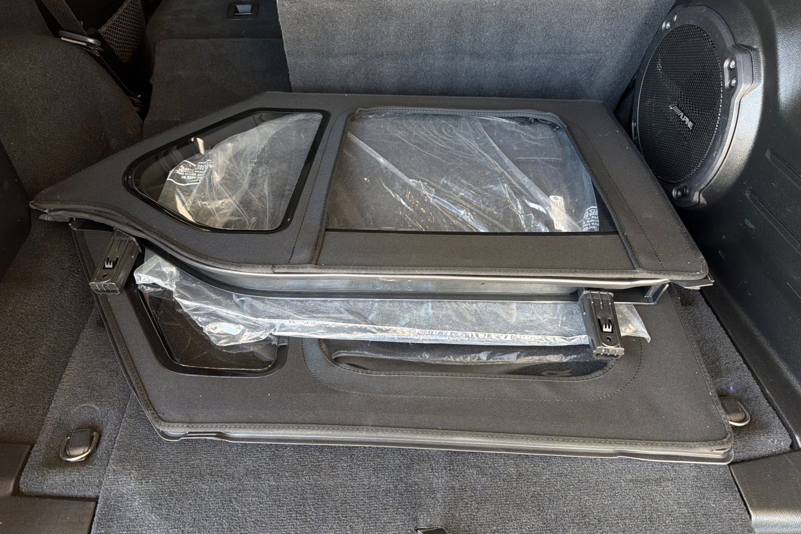 Used 2021 Jeep Wrangler Unlimited Sahara AWD/4WD image 36