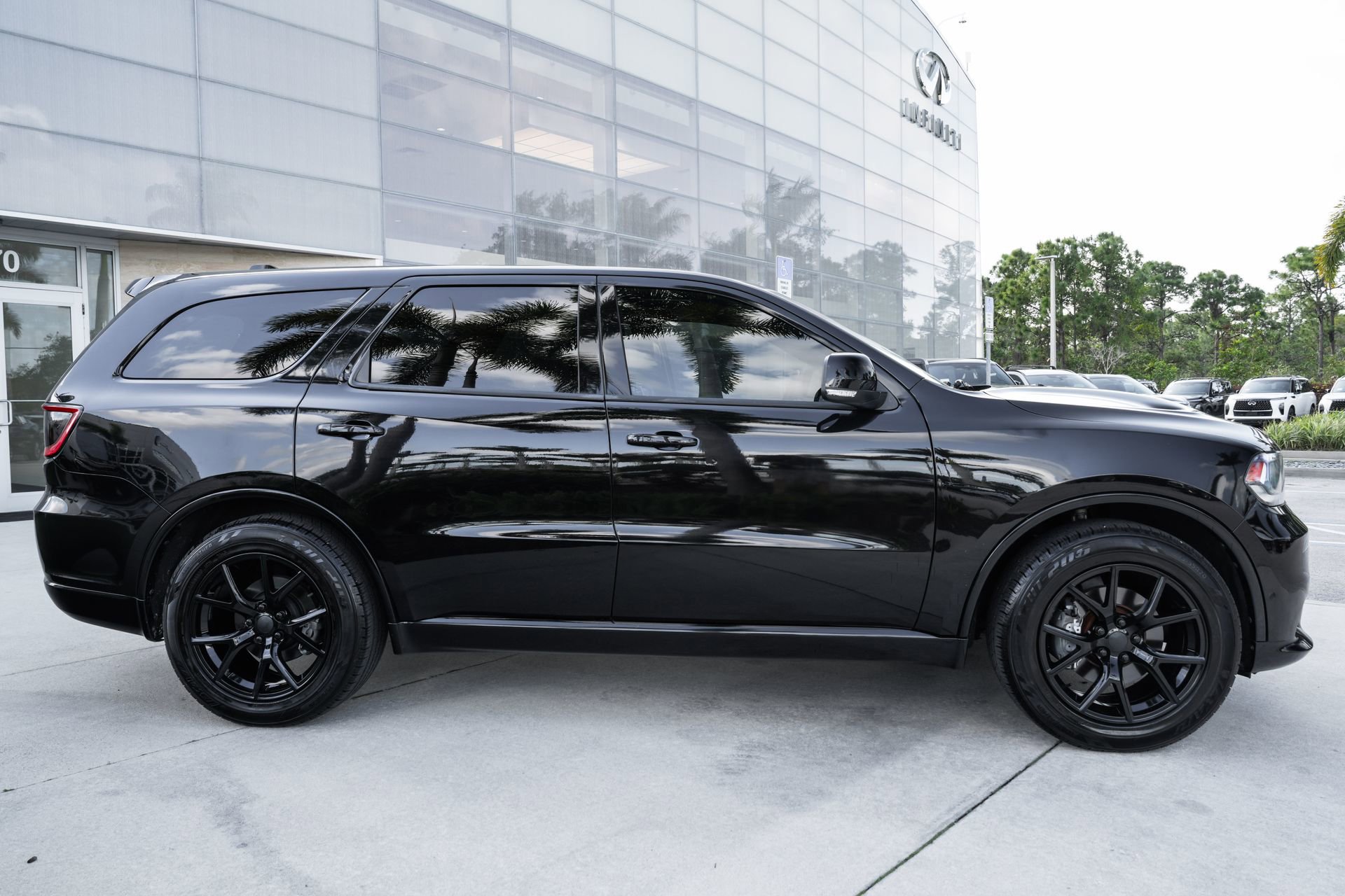 Used 2019 Dodge Durango R/T w/ Technology Group image 27