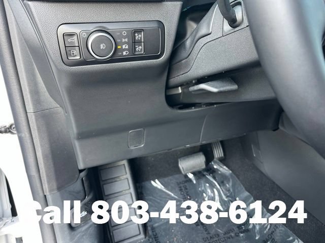 Used 2025 Ford Escape SE FWD image 22