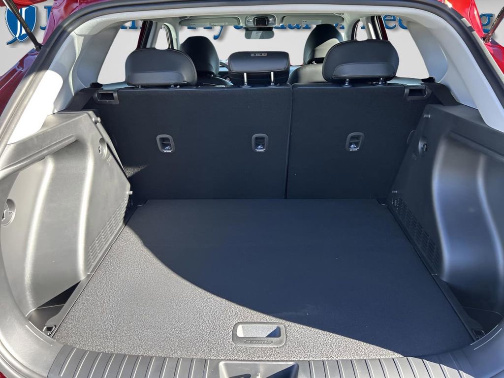 New 2026 Hyundai Kona SEL Premium image 17