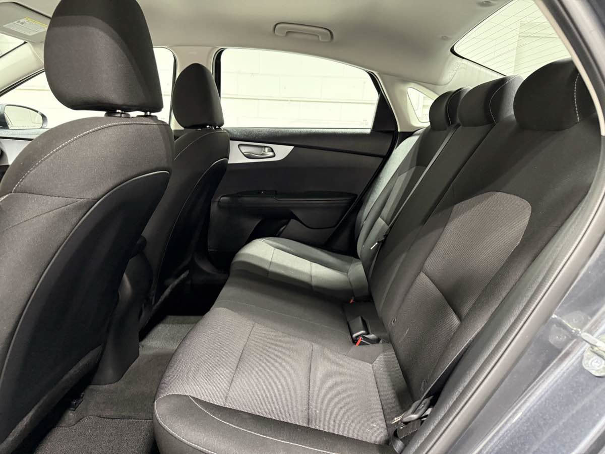 Used 2024 Kia Forte LXS FWD image 17