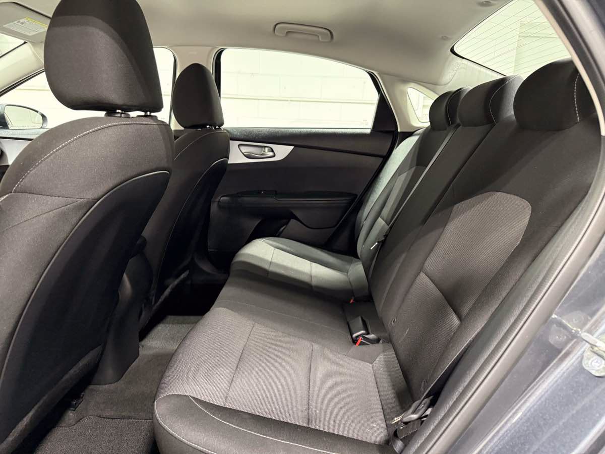 Used 2024 Kia Forte LXS FWD image 17