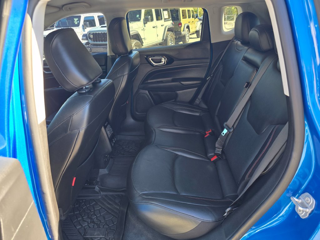 Used 2022 Jeep Compass Trailhawk w/ Trailhawk Elite Group AWD/4WD image 22