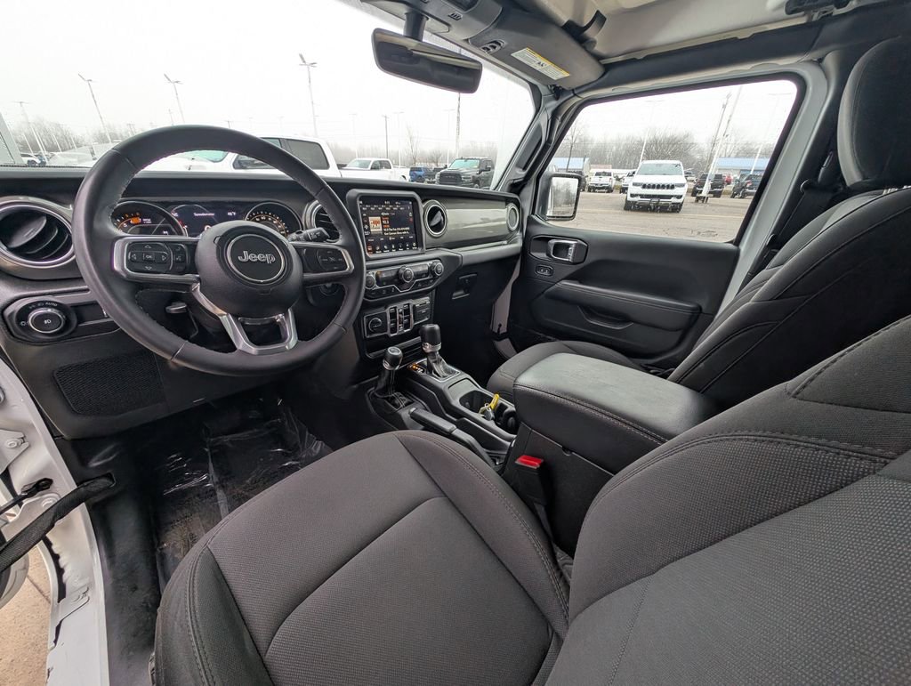 Used 2023 Jeep Wrangler Sahara image 2