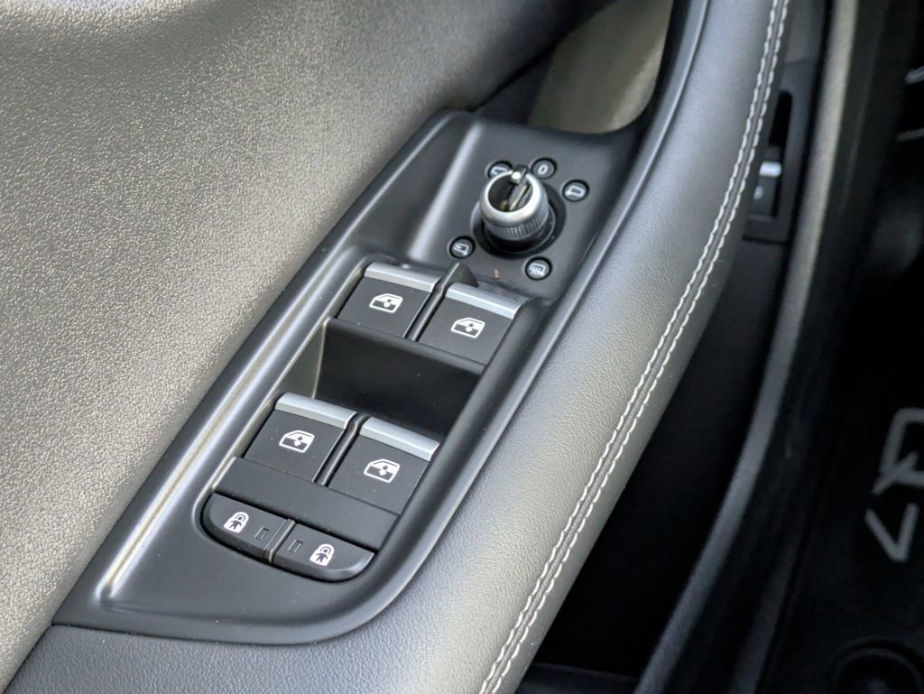 Used 2025 Audi Q7 3.0T Premium Plus image 26