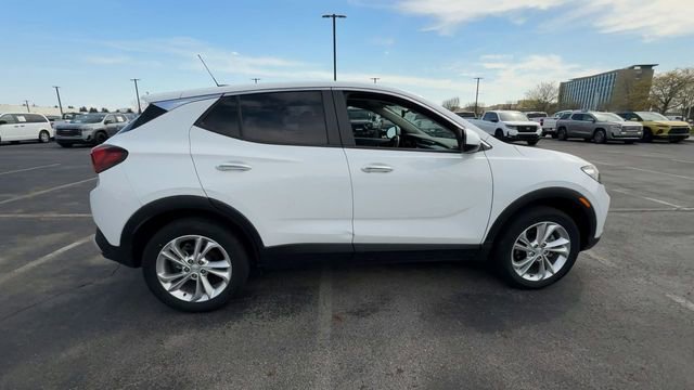 Used 2023 Buick Encore GX Preferred w/ Cold Weather Comfort Package AWD/4WD image 9