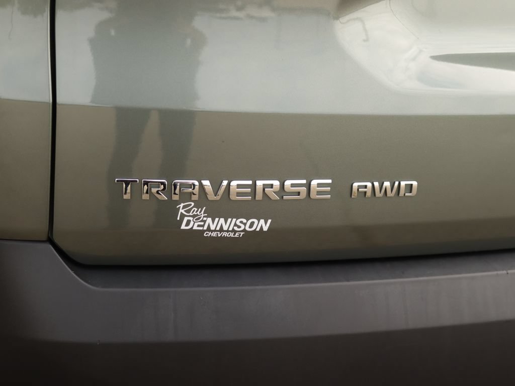 Used 2023 Chevrolet Traverse LT w/ LPO, Floor Liner Package AWD/4WD image 35