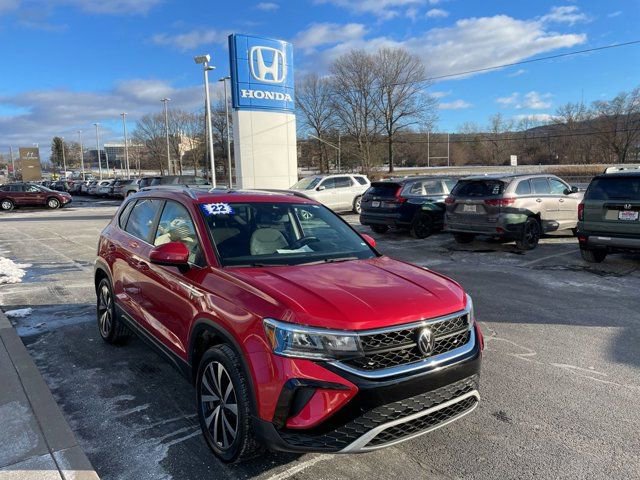 Used 2022 Volkswagen Taos SE image 5