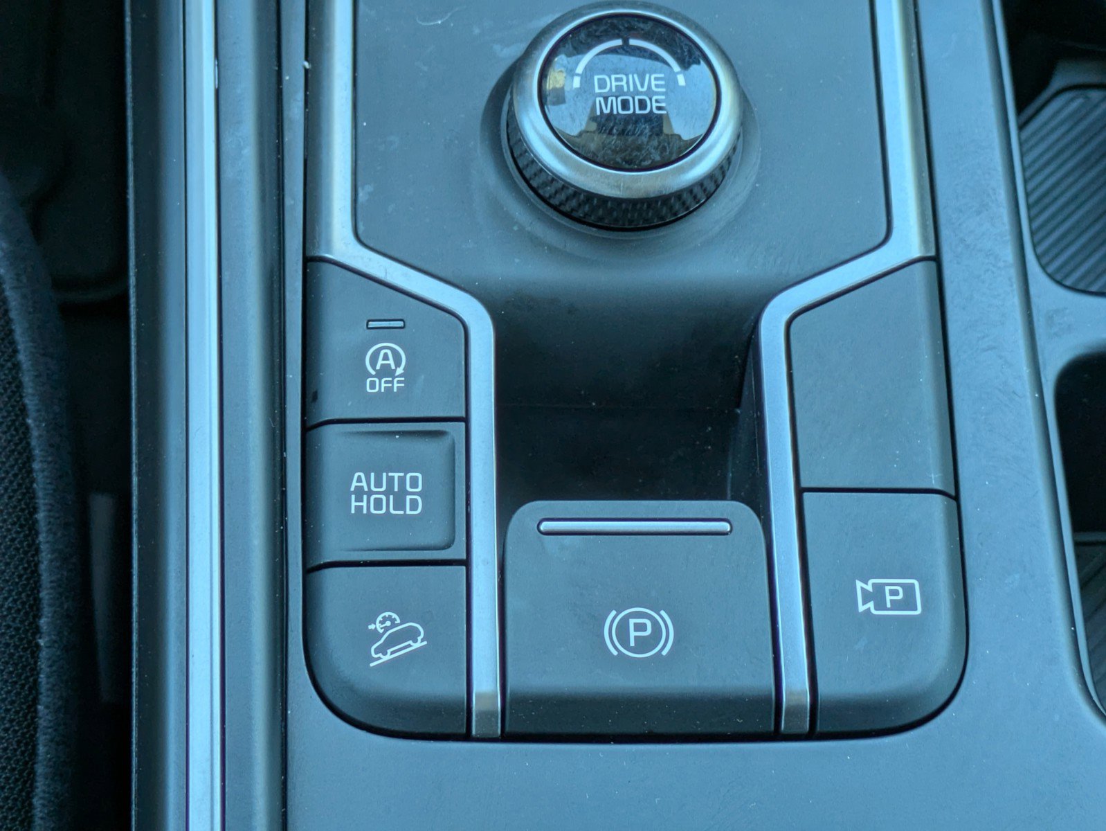 Certified 2025 Kia Sorento LX image 24