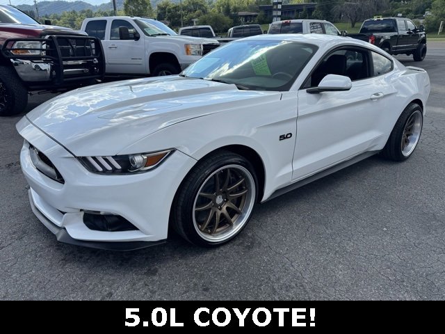 Used 2017 Ford Mustang GT w/ GT Performance Package image 5