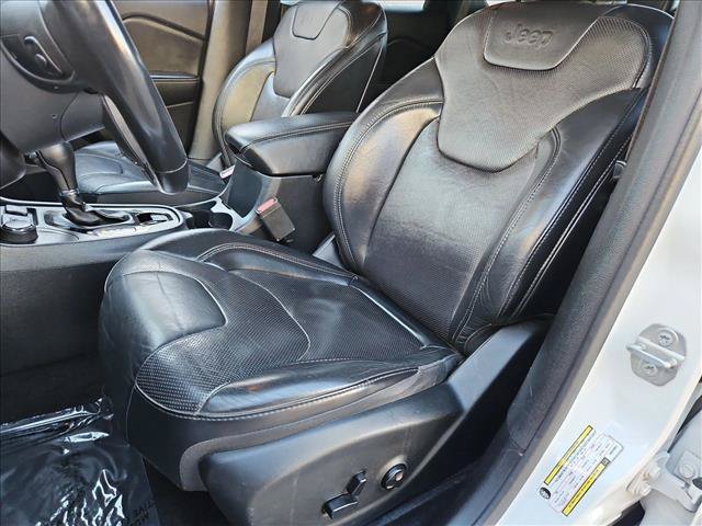 Used 2019 Jeep Cherokee Limited AWD/4WD image 15
