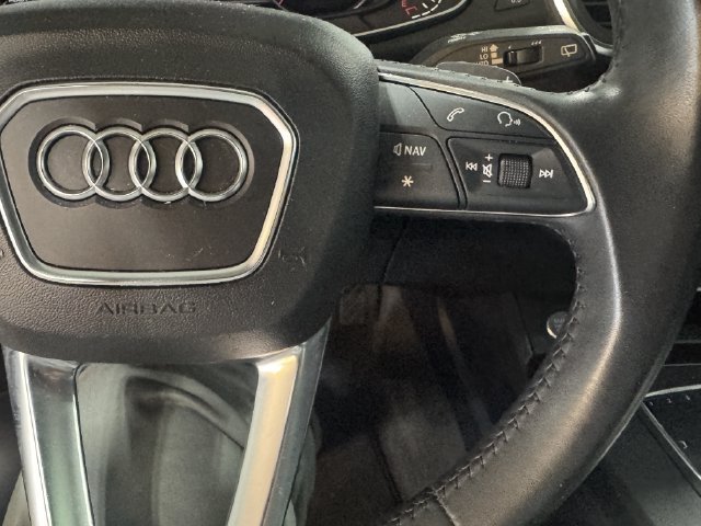 Used 2019 Audi Q5 2.0T Premium Plus w/ Premium Plus Package AWD/4WD image 25