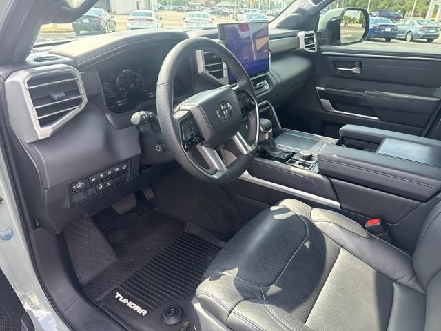 Used 2024 Toyota Tundra Platinum AWD/4WD image 24