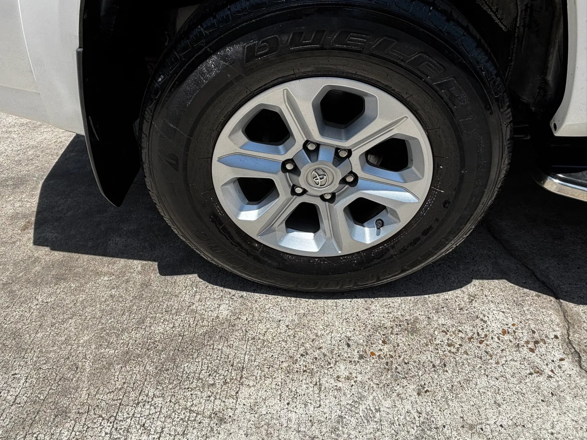 Used 2018 Toyota 4Runner SR5 RWD image 27