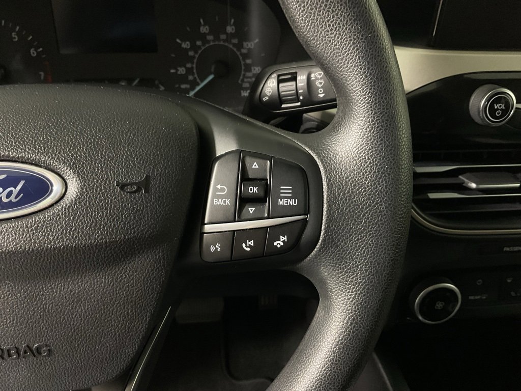 Used 2022 Ford Escape SE image 25