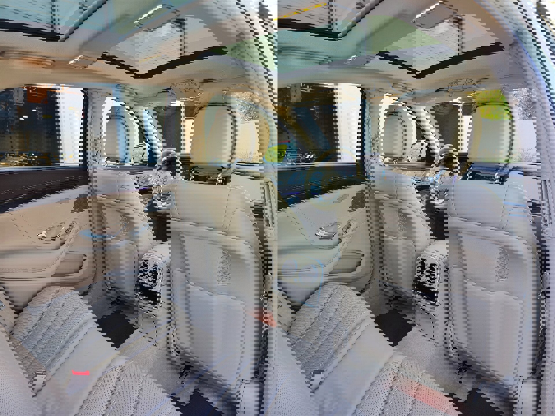 Used 2019 Mercedes-Benz S 560 Sedan image 36