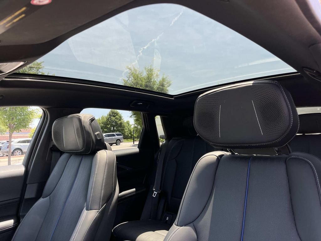Certified 2024 Cadillac Lyriq Sport RWD image 28