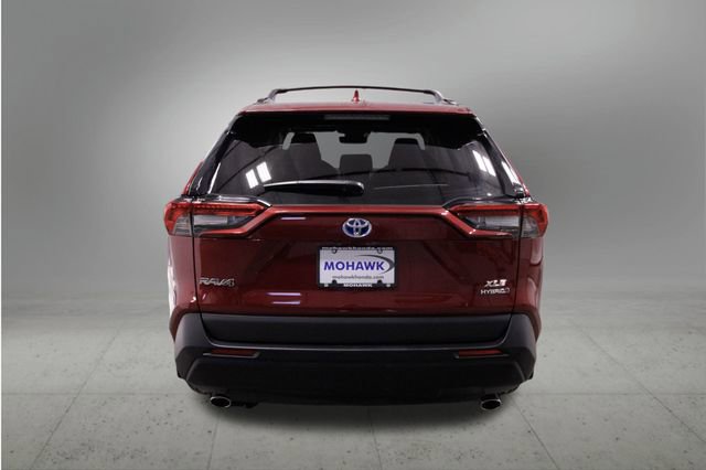 Used 2024 Toyota RAV4 XLE image 4