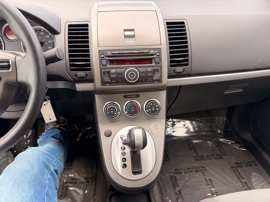 Used 2012 Nissan Sentra 2.0 SR FWD image 21