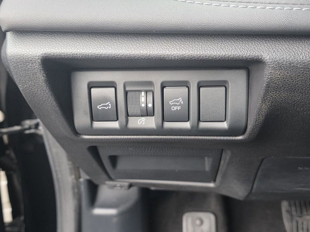 Used 2020 Subaru Outback Touring XT AWD/4WD image 26