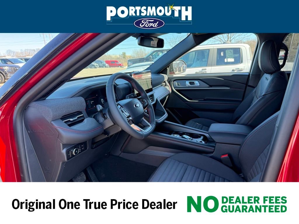 New 2026 Ford Explorer ST-Line w/ ST-Line Street Pack image 3
