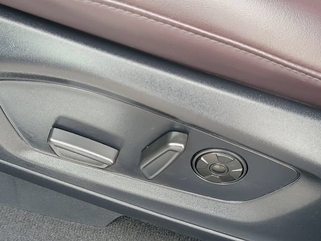 Used 2026 Ford Explorer Platinum AWD/4WD image 6