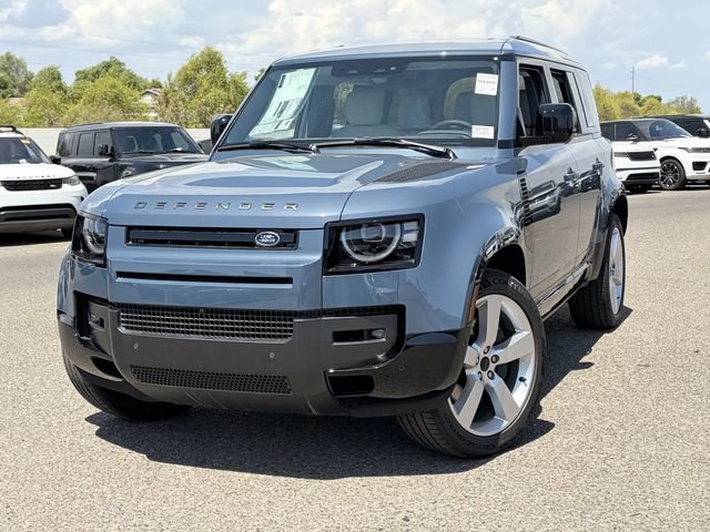 New 2026 Land Rover Defender 110 X-Dynamic SE AWD/4WD image 2